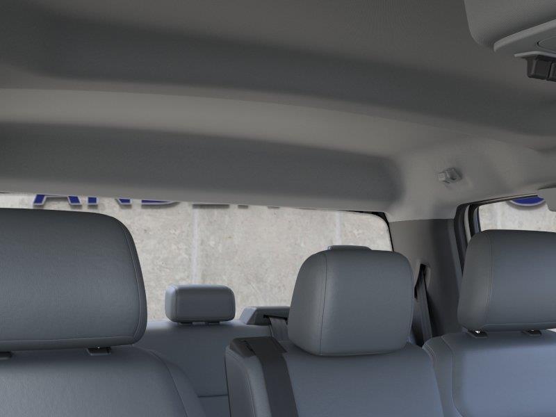 Vehicle photo 22