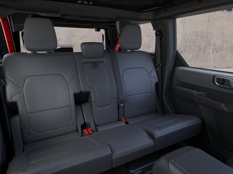 Vehicle photo 11