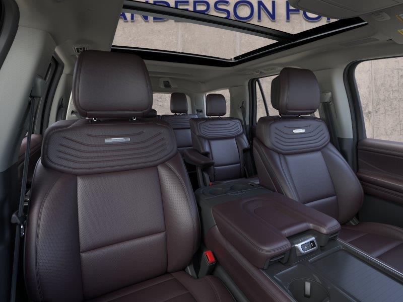 Vehicle photo 10