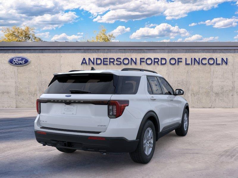 Vehicle photo 8
