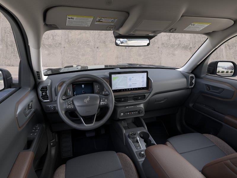 Vehicle photo 9