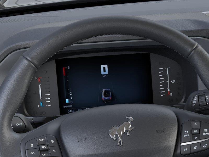 Vehicle photo 13