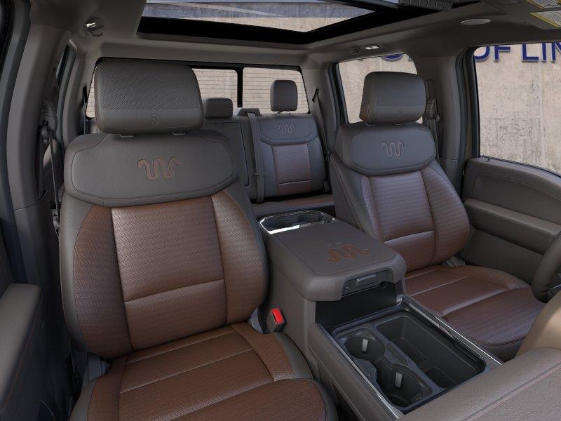 Vehicle photo 10