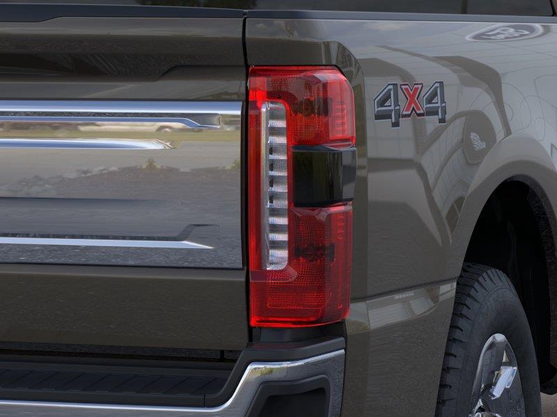 Vehicle photo 21