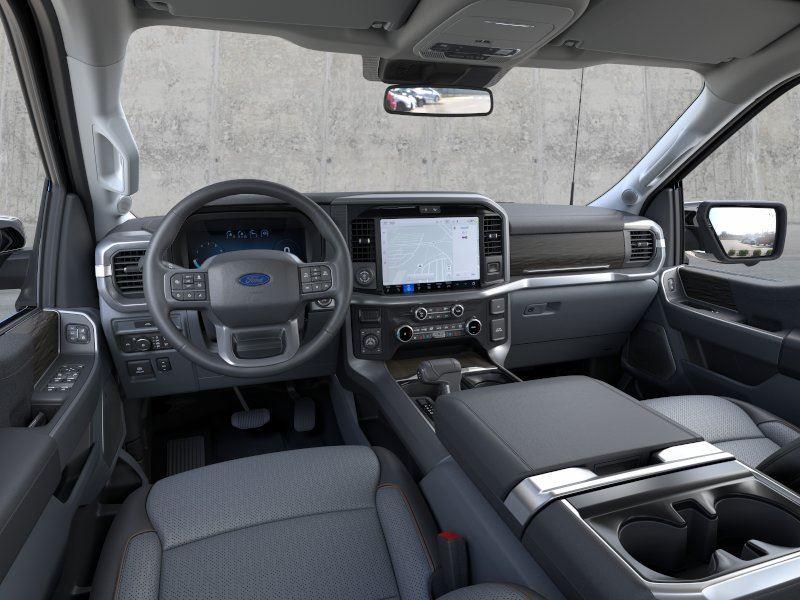 Vehicle photo 9