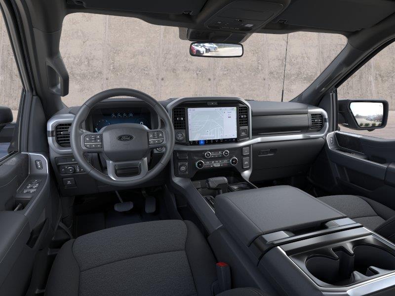 Vehicle photo 9