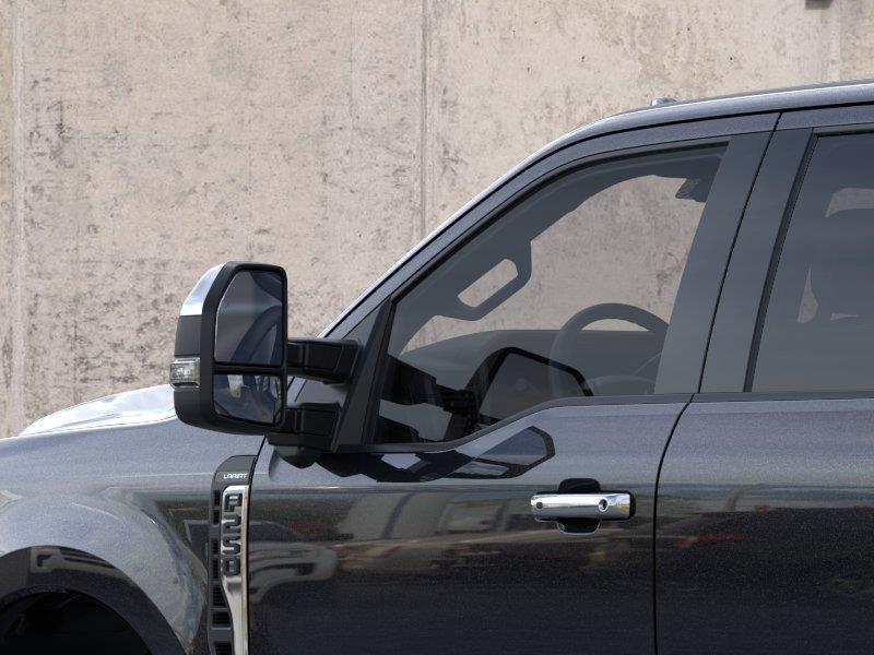 Vehicle photo 20