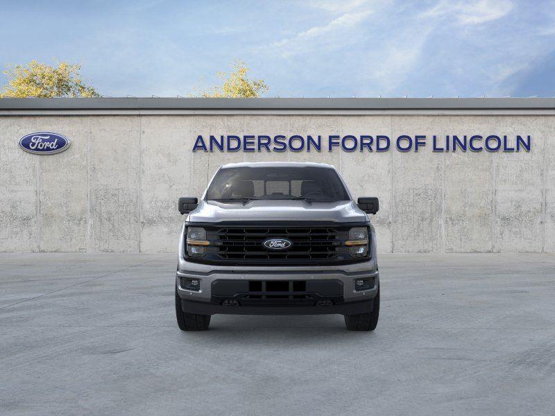 Vehicle photo 6
