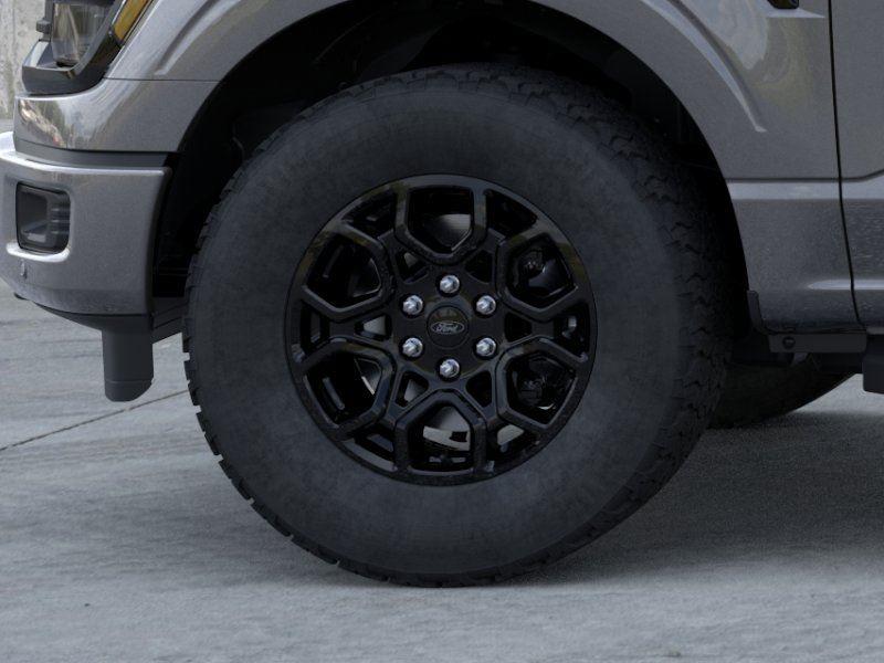 Vehicle photo 19