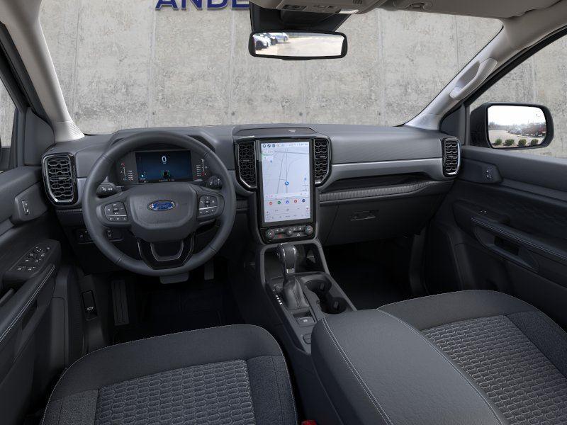 Vehicle photo 9