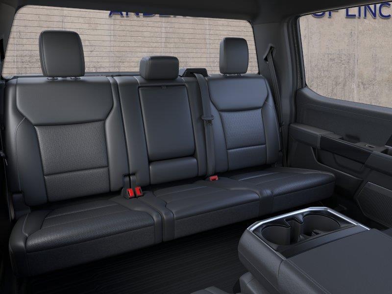 Vehicle photo 11