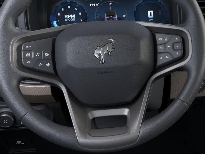 Vehicle photo 14