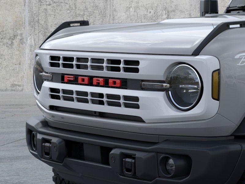 Vehicle photo 19