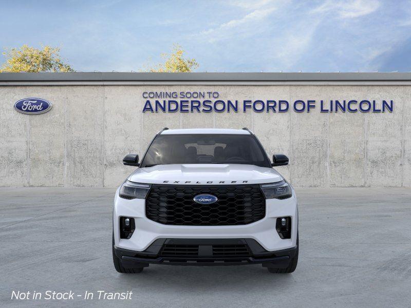 Vehicle photo 6