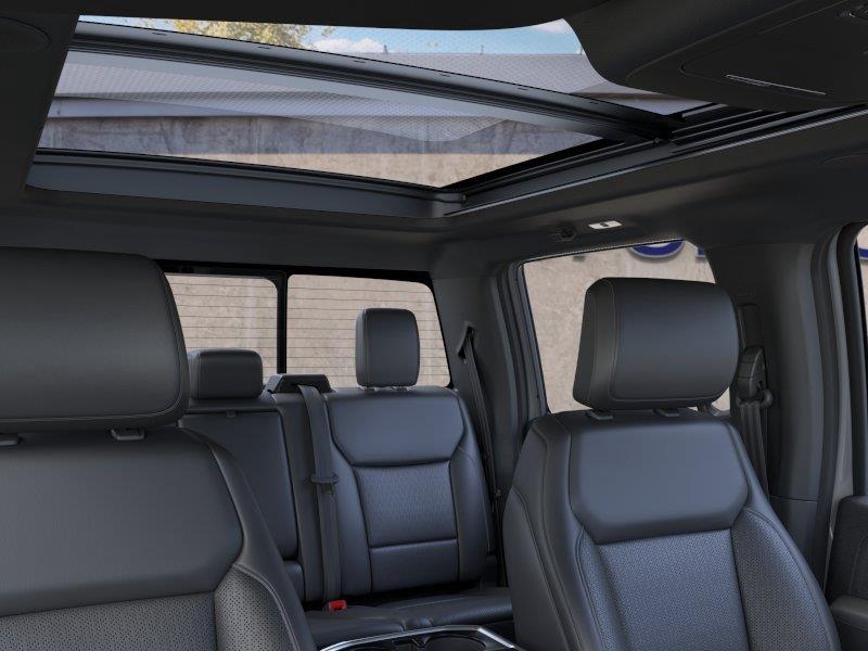 Vehicle photo 22