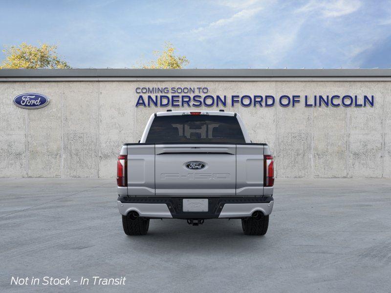 Vehicle photo 5