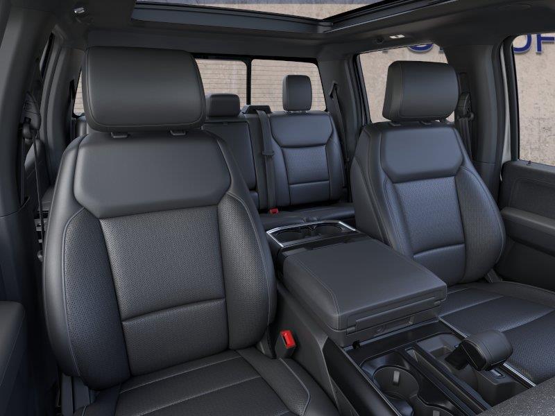 Vehicle photo 10