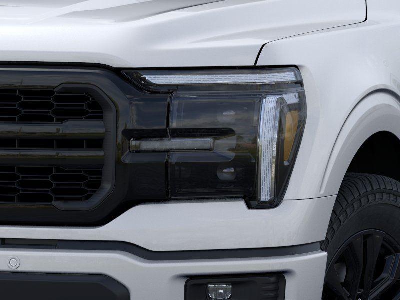 Vehicle photo 18