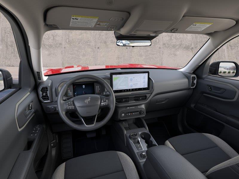 Vehicle photo 9
