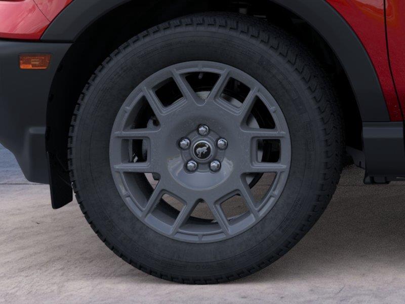 Vehicle photo 19