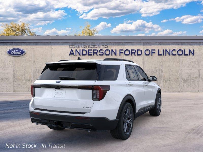 Vehicle photo 8