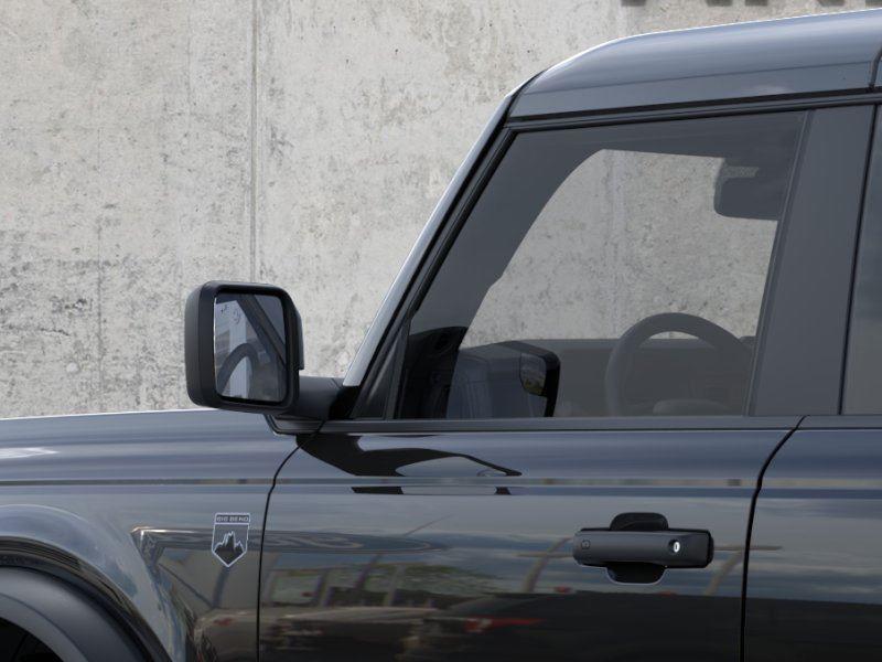 Vehicle photo 22