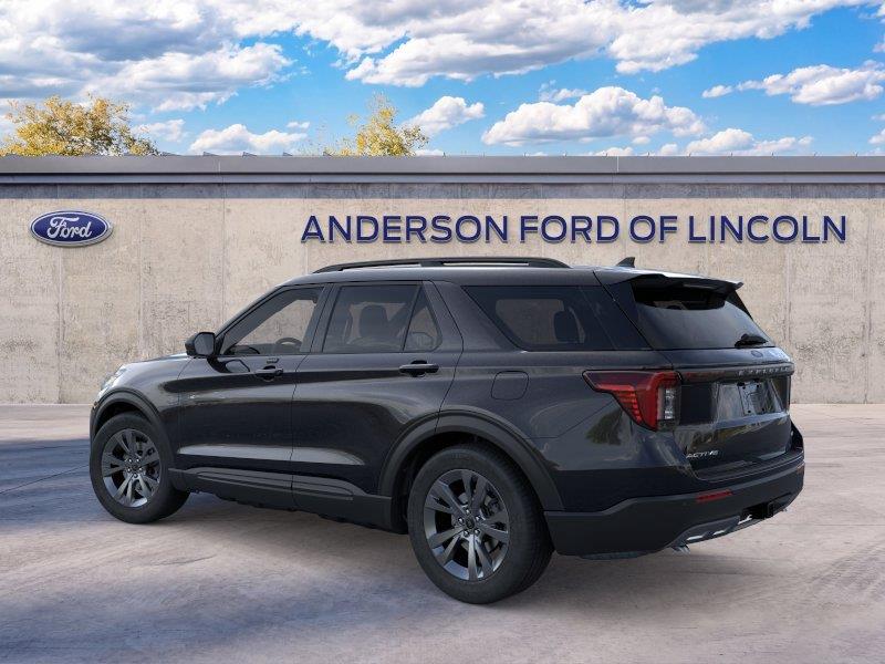 Vehicle photo 4