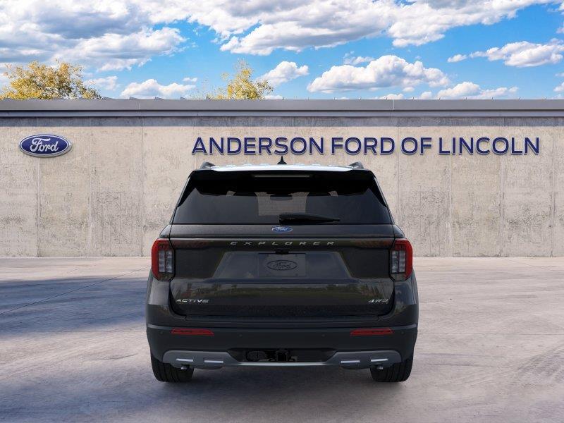 Vehicle photo 5