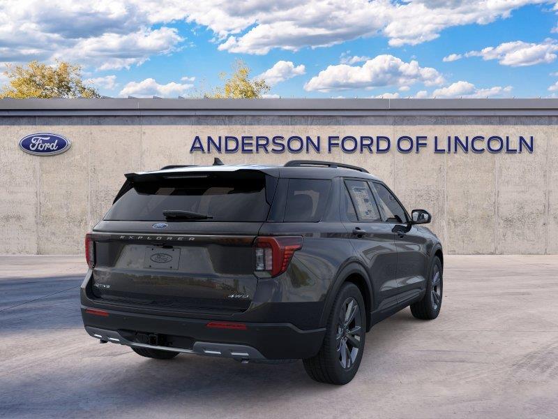 Vehicle photo 8