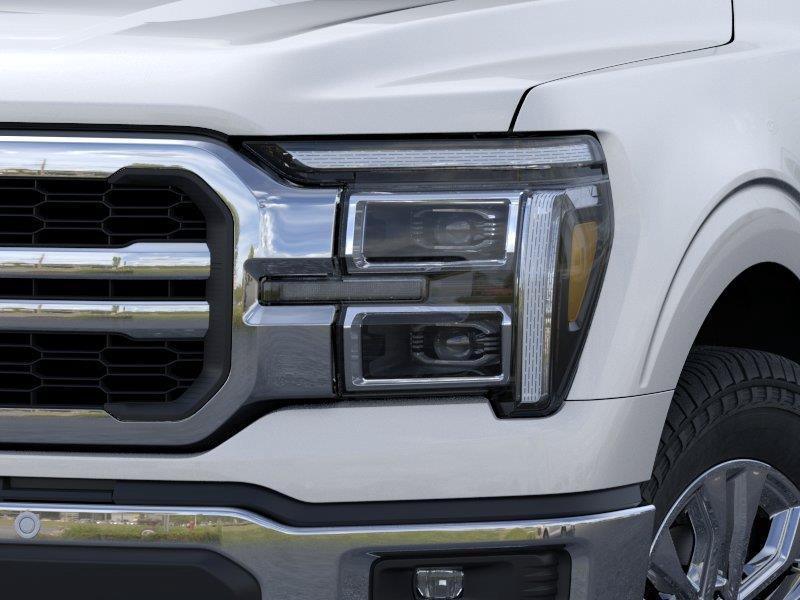 Vehicle photo 18