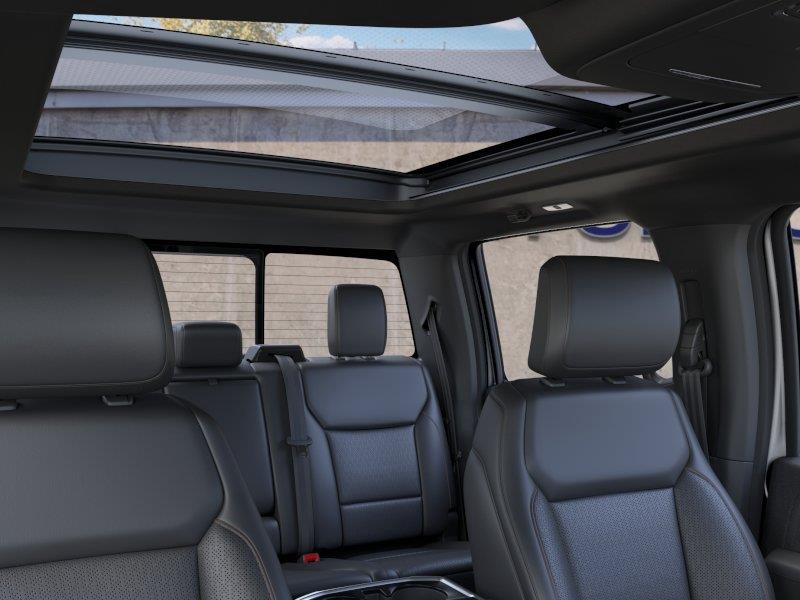 Vehicle photo 22