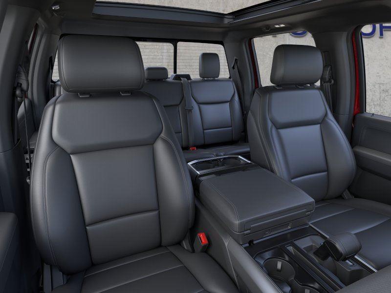 Vehicle photo 10
