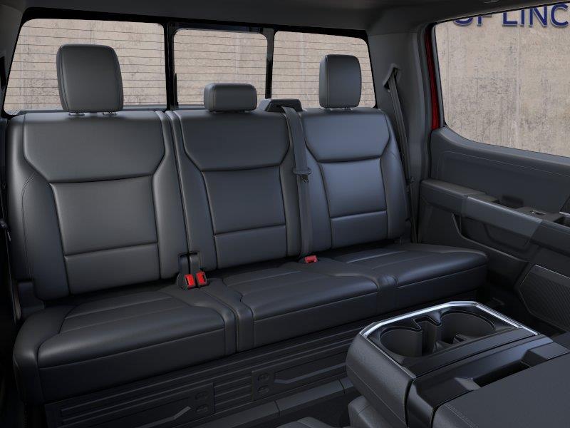 Vehicle photo 11