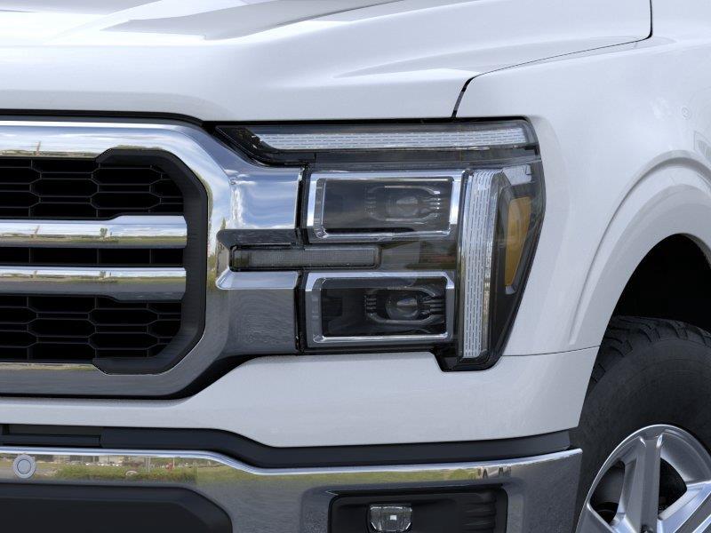 Vehicle photo 18
