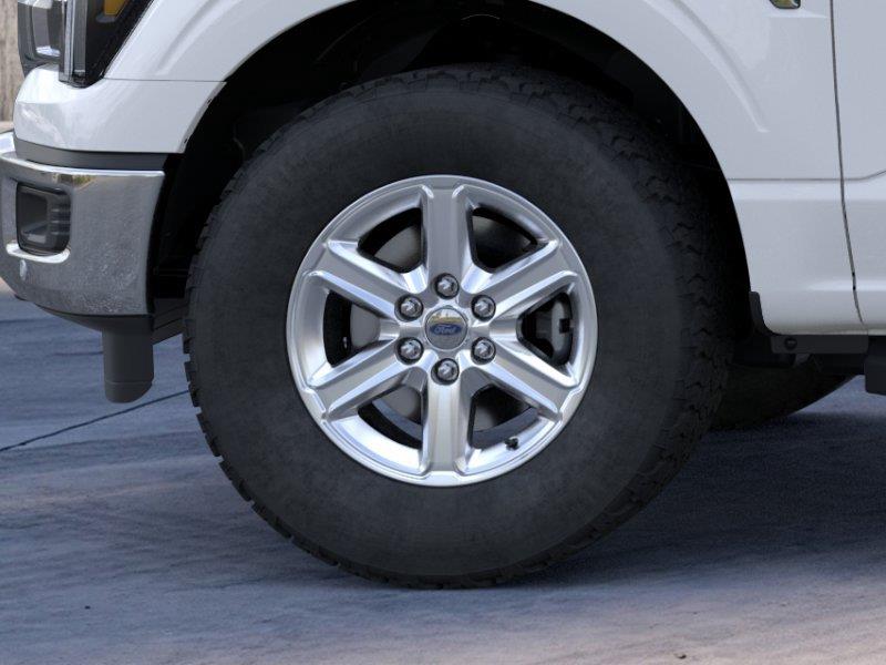 Vehicle photo 19