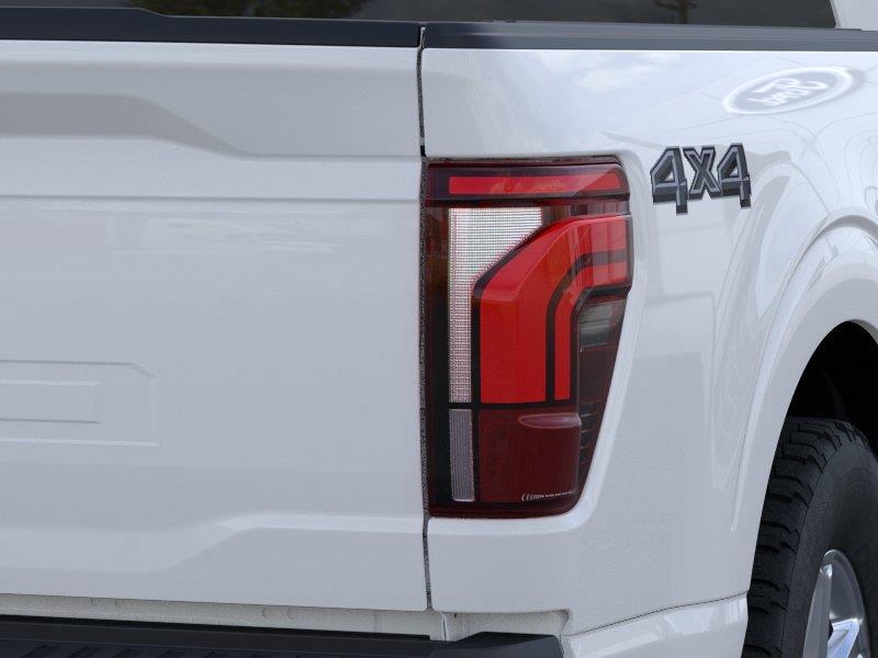 Vehicle photo 21