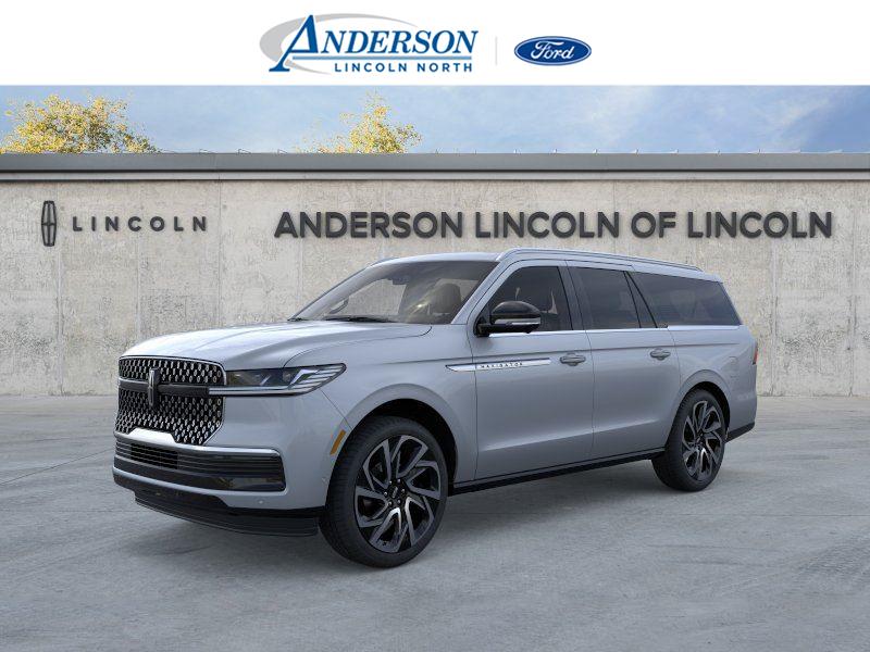 Gray Mist Metallic Tri-Coat 2026 Lincoln Navigator SUV / Crossover Four-Wheel Drive Automatic