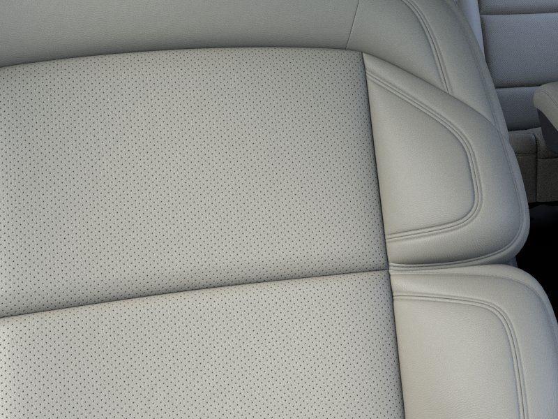 Vehicle photo 16