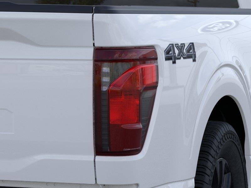 Vehicle photo 21