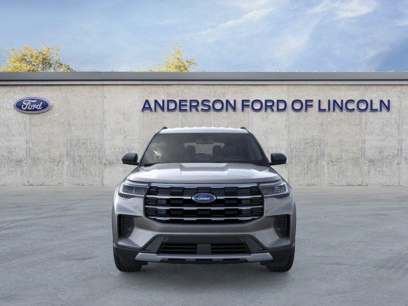 Vehicle photo 6