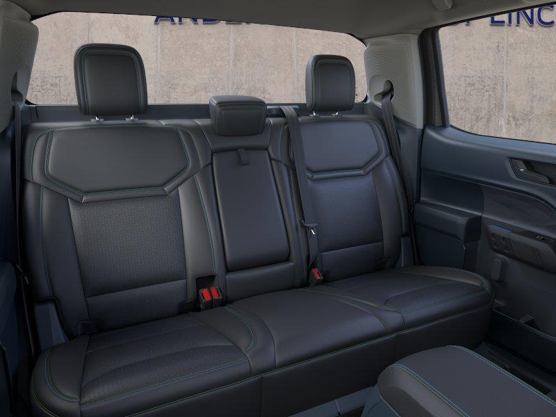 Vehicle photo 11