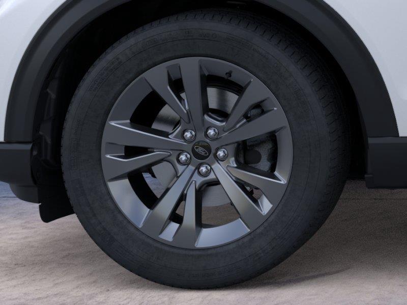Vehicle photo 19