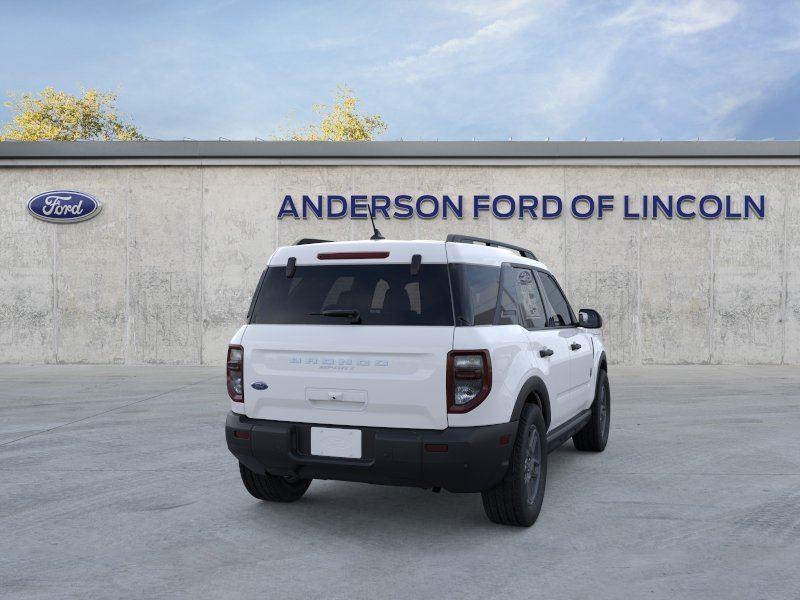 Vehicle photo 8