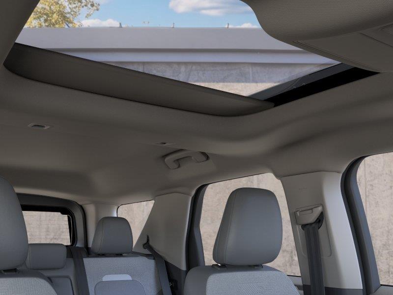 Vehicle photo 22