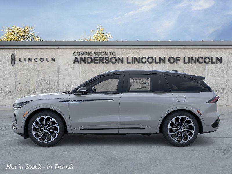 Vehicle photo 3