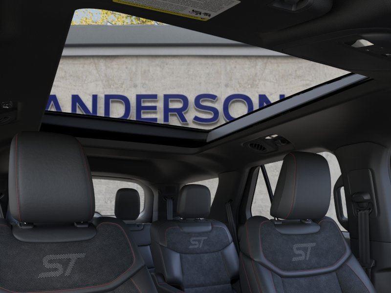Vehicle photo 22