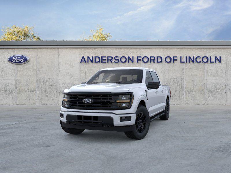Vehicle photo 2