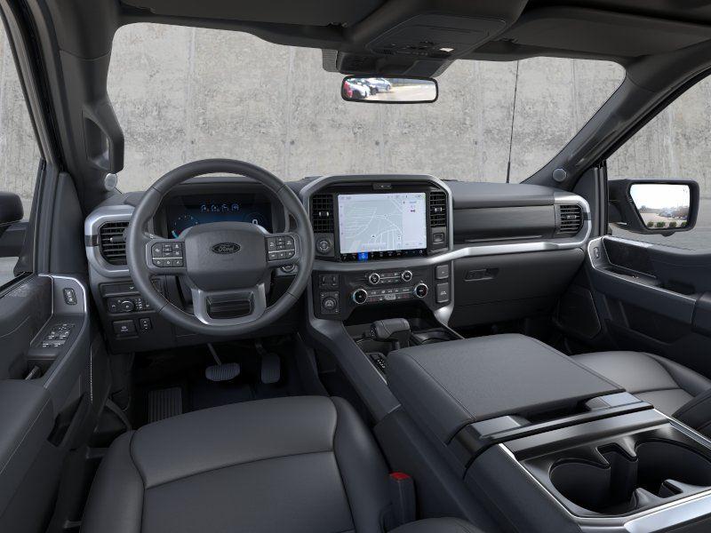 Vehicle photo 9