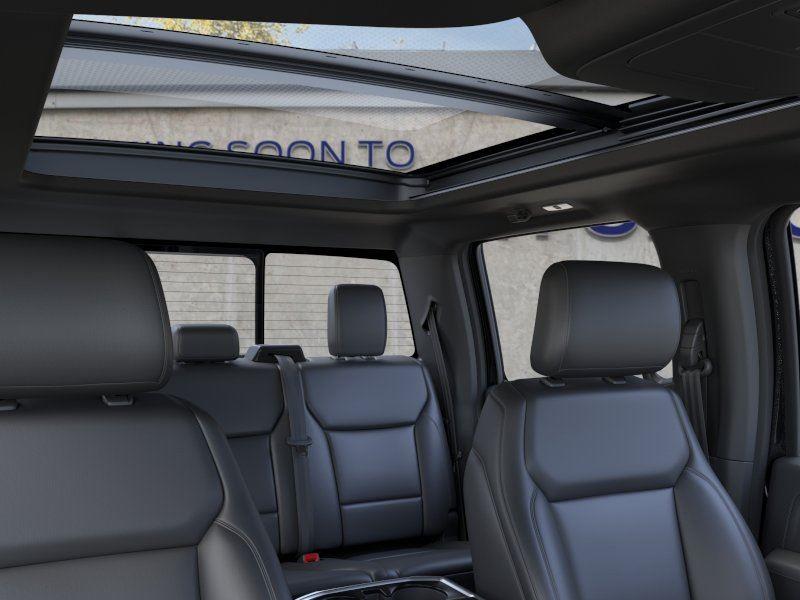 Vehicle photo 22