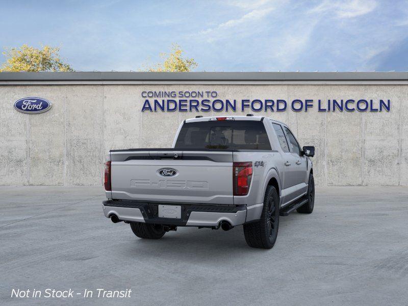 Vehicle photo 8